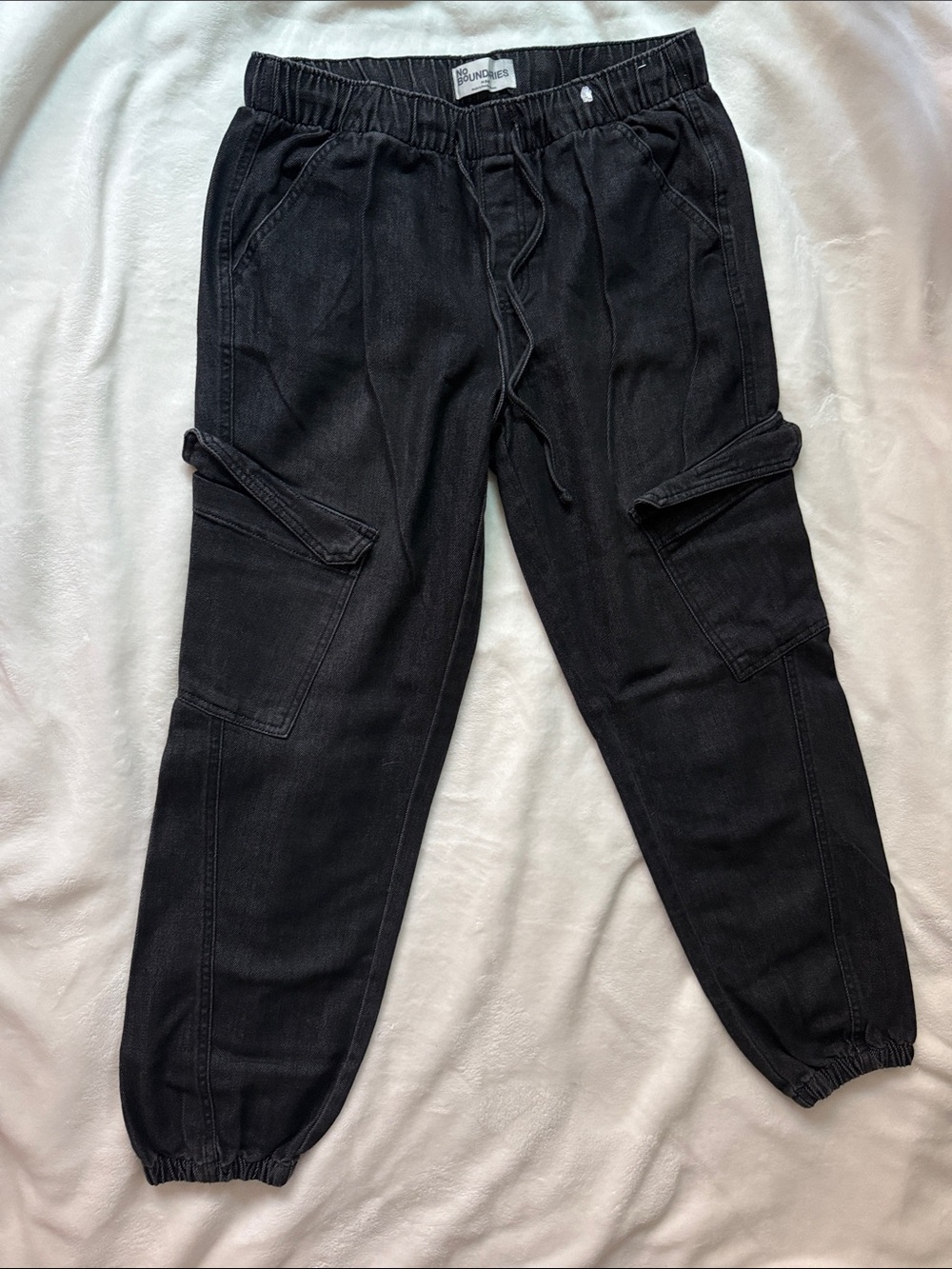 No boundaries cargo joggers